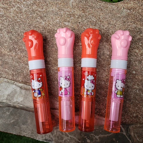 GOMA DE BORRAR CON TAPA DISEÑO PATITA GATUNA Y HELLO KITTY
