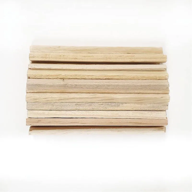 PALITO CUADRO DE MADERA 1/2 KILO